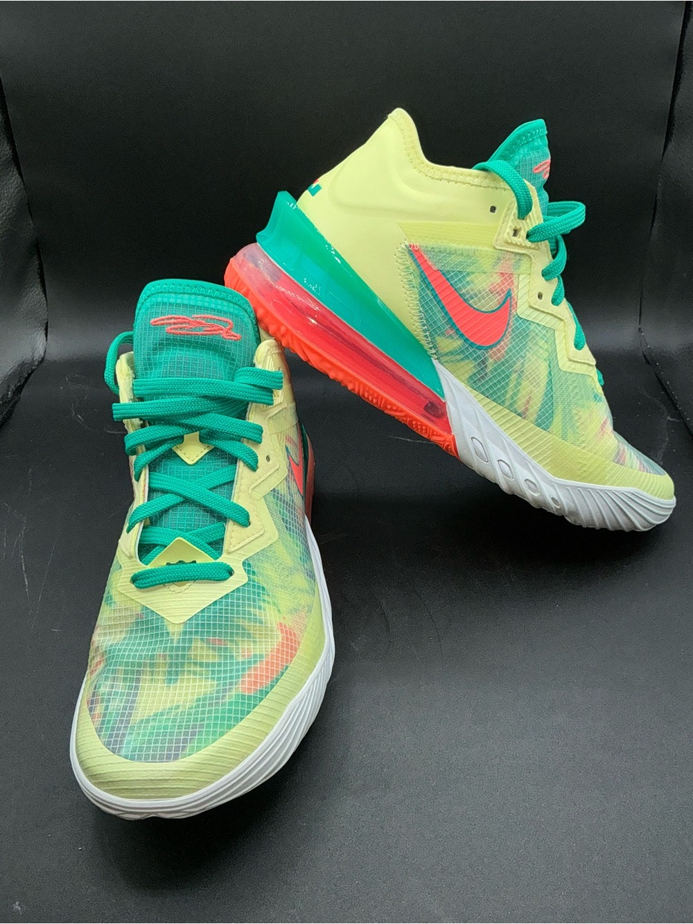 Nike LeBron 18 Low "LeBronold Palmer"